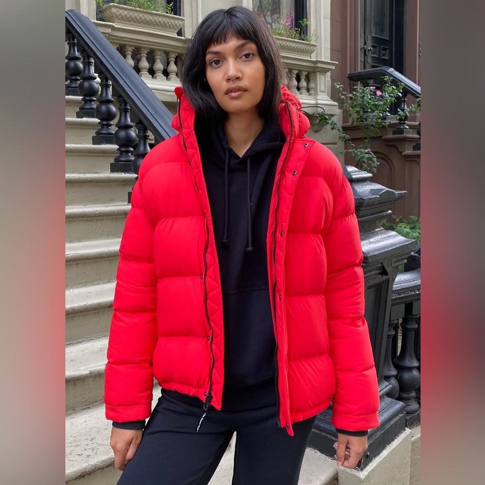 Aritzia Super Puff 2O Catalina Red Puffer Jacket